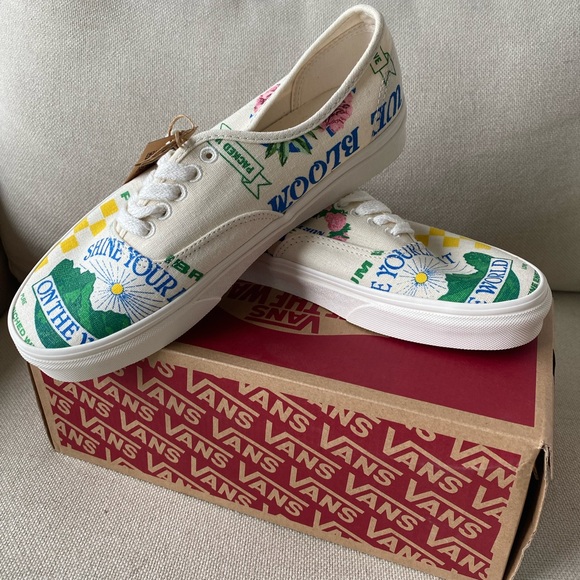 Women’s Vans - Picture 2 of 5